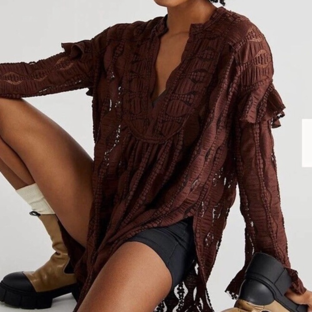 Free People Candy Shop Textured Tunic Top in Chocolate Brown. NWOT….size XS